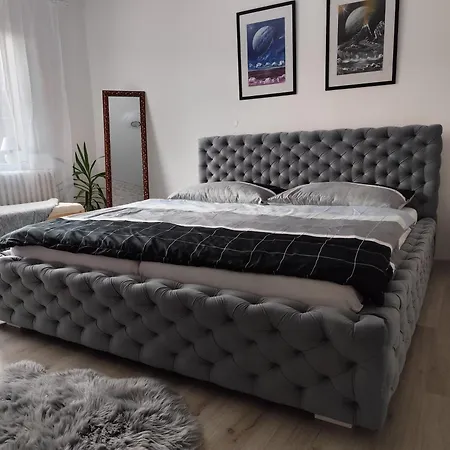 Apartman Pod Vezi Jindrichuv Hradec Exterior photo
